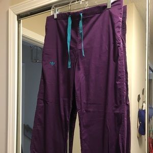 Med Couture drawstring scrub bottoms